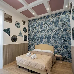 Pensionat Pc Boutique H Centro, By Clapa Group