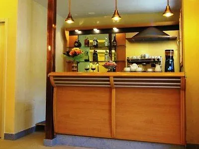 Hotel Eden Naples 3*,